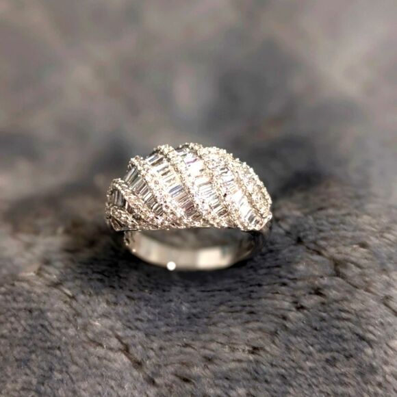 NWOT Sterling Silver and Cubic Zirconia Domed Cocktail Ring - Picture 6 of 14